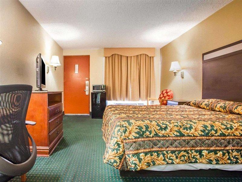 Rodeway Inn Mount Laurel Hwy 73 Exteriér fotografie