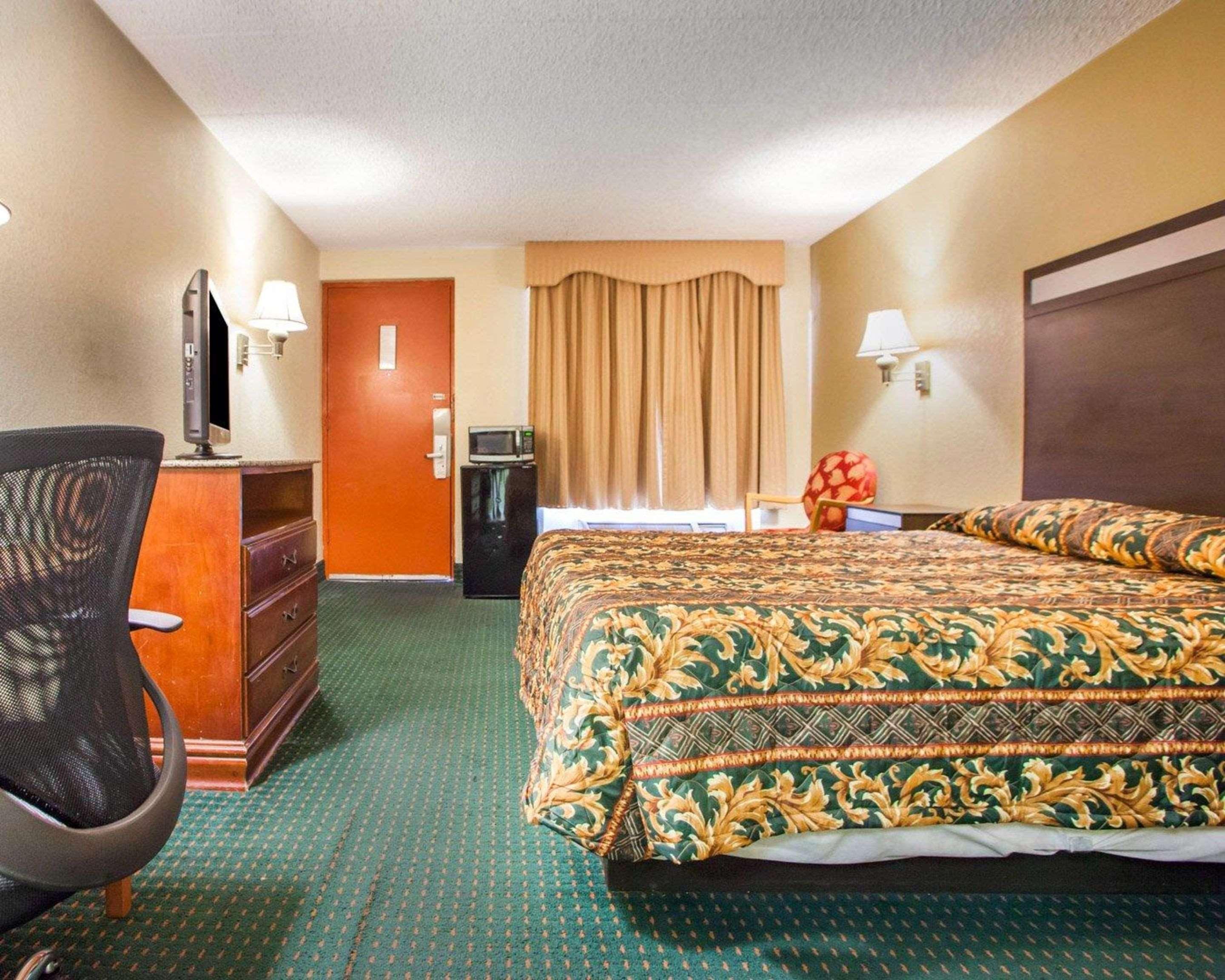 Rodeway Inn Mount Laurel Hwy 73 Exteriér fotografie