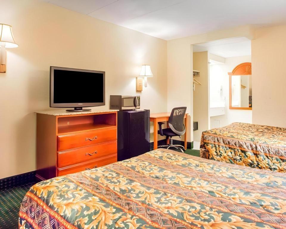Rodeway Inn Mount Laurel Hwy 73 Exteriér fotografie